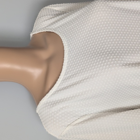 Classic Editions Off White Textured Swiss Dot Tiered Flutter Sleeve Top XL - Picture 5 of 13